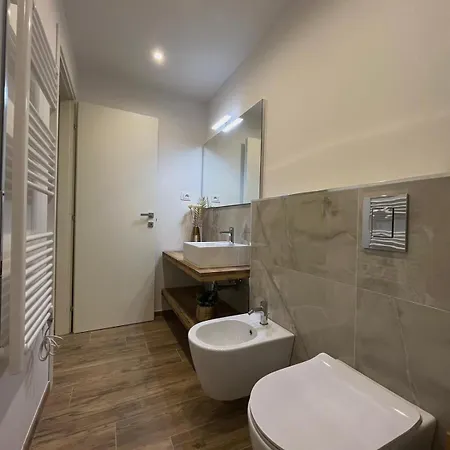 Banchi 28 By Arbaspaa *